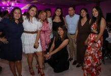 Reconoce Samantha Smith trayectoria y vocación del magisterio capitalino
