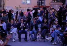 Abuelos y nietos protagonizan pasarela “GeneracionES: Amor”, en Guanajuato Capital