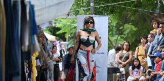 Transforman el Mercado Embajadoras en pasarela de moda para impulsar el comercio local y el talento guanajuatense.