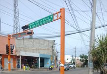 Construyen tercer carril en la intersección de Avenida Santa Fe-Cervera